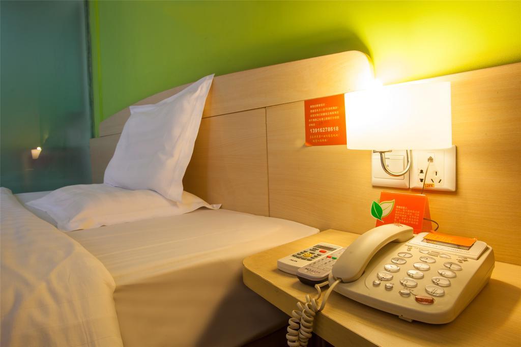 7Days Inn Laiwu Fengcheng West Street Room photo